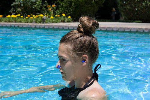 POOLMASTER SILICONE NOSE & EAR PLUGS WITH CASE